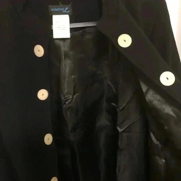 Short blazer w. decorative buttons black - Picture 10 of 11